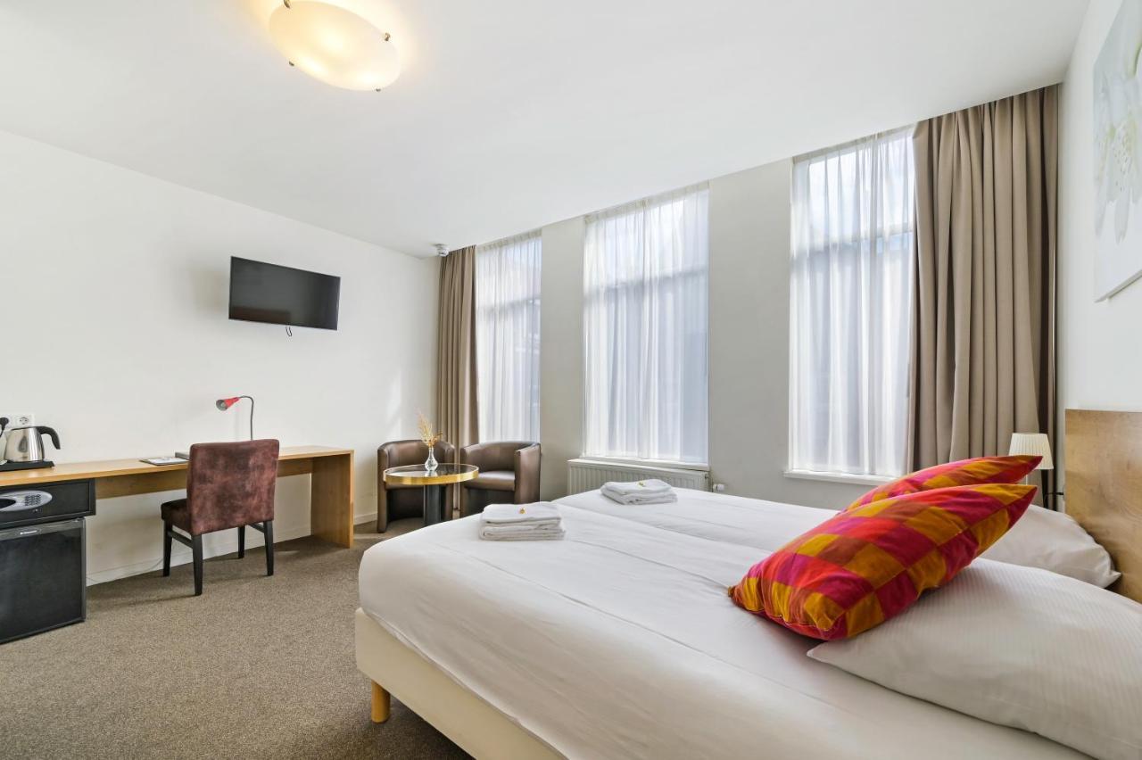Ambassador City Centre Hotel Haarlem Bagian luar foto